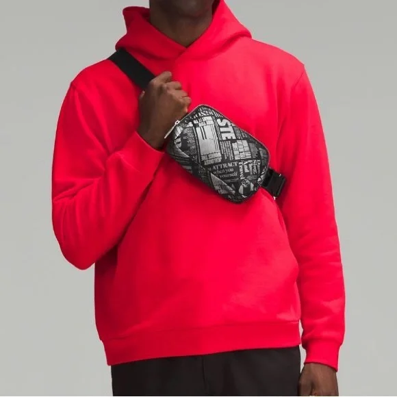 Nuit tags everywhere, belt bag, manifesto, print 1L BLK/SLVR LU9BGXS CODE 35 - Picture 1 of 6